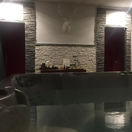 Hotel Ede & Trekking 3*