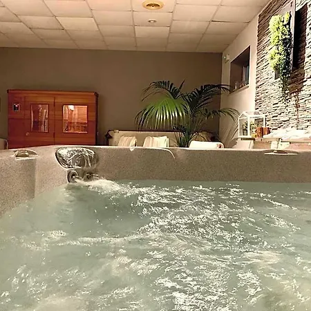 Ede & Trekking Hotel 3*