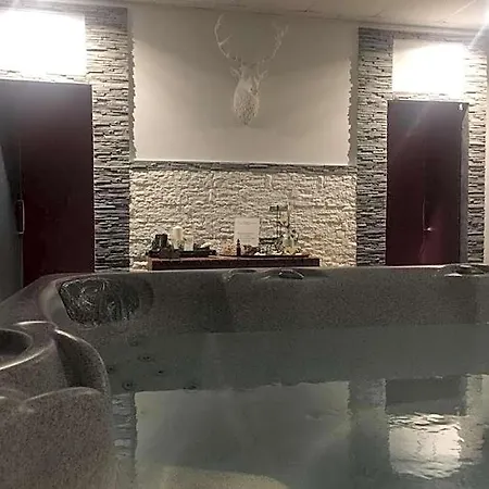 Hotel Ede & Trekking 3*